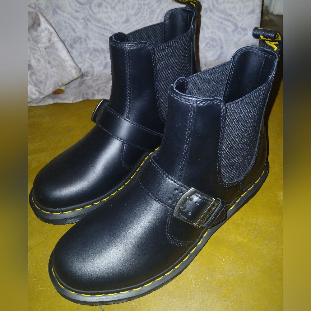 Dr. Marten boots 11W
